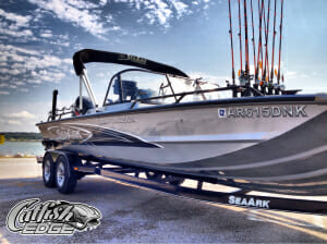 SeaArk ProCat 240 Catfish Boat